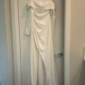 Alamour The Label Off-Shoulder Cream Dress